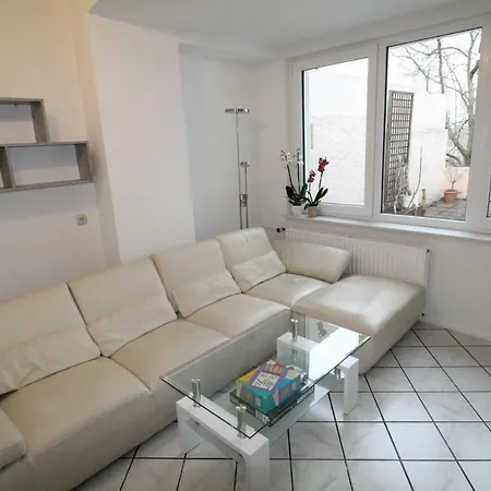 Rheinblick 3-zimmer Апартаменты *